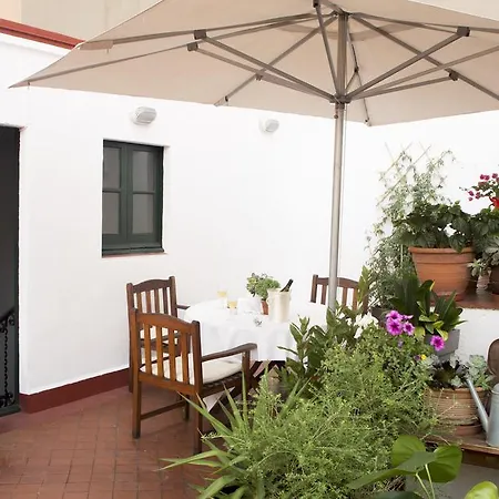 The Patio アパート *