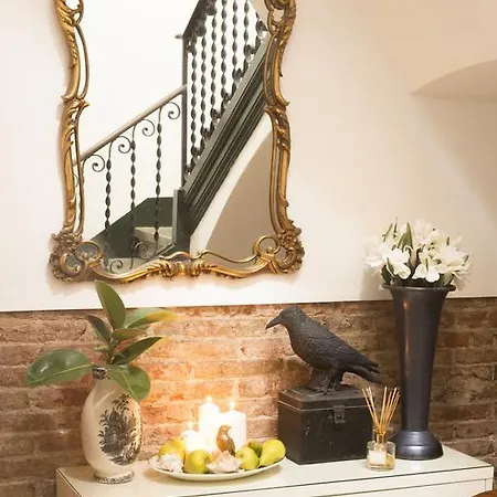 アパート The Patio